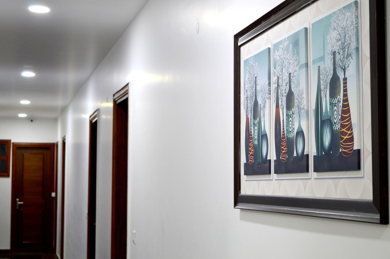 Hotel Taru Inn Ghaziabad Exterior foto